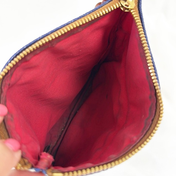 DOONEY & BOURKE NY Giants Crossbody Bag Zipper Closure - Picture 8 of 9